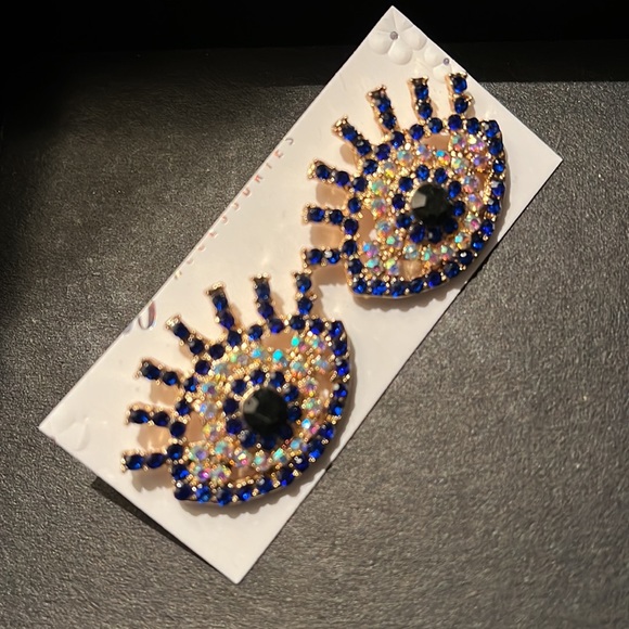 Fashion Rhinestone Evil Eye Earrings.  New without tag - Picture 3 of 4